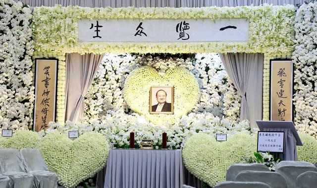 青岛殡葬 殡葬一条龙 灵堂布置